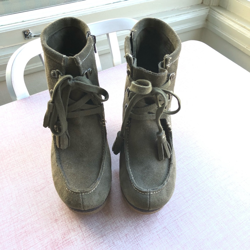 Mia size 8.5 suede wedge boots.